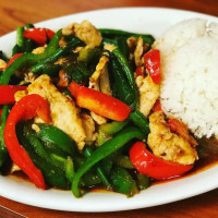 Tararine Thai Cuisine food