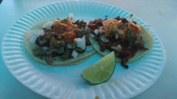 Tacos Lupita outside
