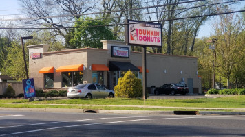 Dunkin' outside