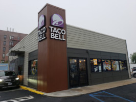 Taco Bell outside