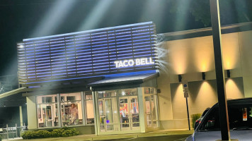 Taco Bell outside