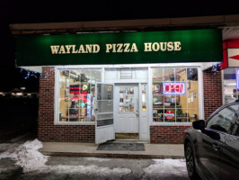 Wayland Pizza House outside