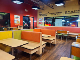 Del Taco inside