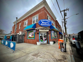 Boardwalk Bagel Delicatessen outside