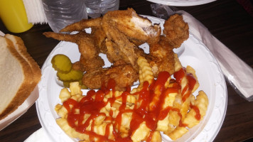 Big Daddy’s Hot Chicken Fish food