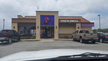 Taco Bell outside