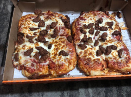 Little Caesars Pizza food