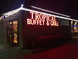 Tropical Buffet Grill food