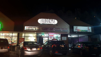 Arlon's Pizzeria Carry Out Delivery outside