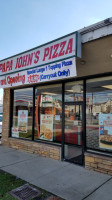 Papa Johns Pizza inside