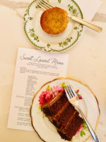 Sweet Laurel: Cake, Coffee Tea food