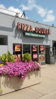 Pizza Square outside