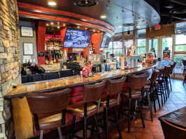 Red Robin Gourmet Burgers And Brews In West Des Mo food