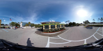 Pdq Ft. Myers (s. Cleveland Ave) outside