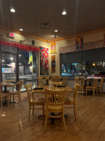 Tibet's Restaurant Bar inside