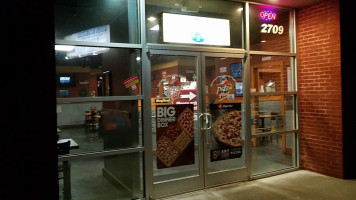 Pizza Hut inside