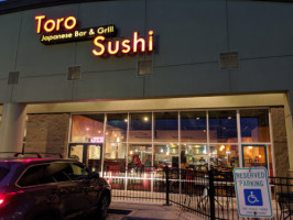 Toro Sushi Place outside