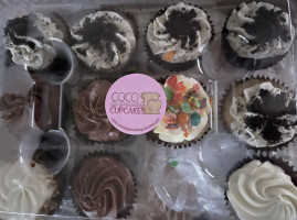 Coco's Lip Smacking Cupcakes food