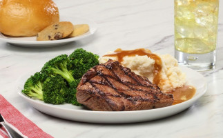 Golden Corral Buffet Grill food