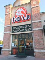 Costa Vida outside