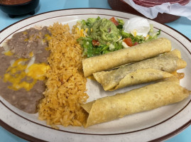 Chacha’s Mexican Cuisine food