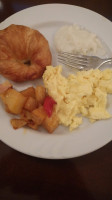 Midlo Bistro food