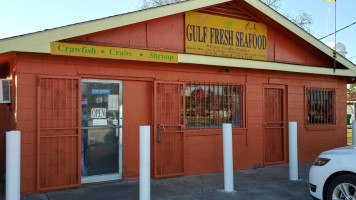 Gulf Fresh Seafood outside