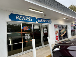 Bearss Sandwiches outside