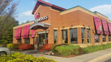 Applebee's Grill outside