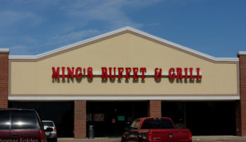 Ming's Buffet & Grill outside