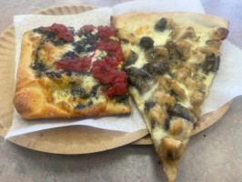 Larosa's Pizzeria food