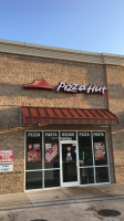 Pizza Hut food