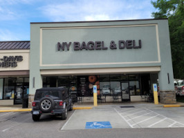 New York Bagels Deli Raleigh outside