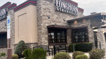 Longhorn Steakhouse food