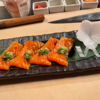 Tahk Omakase Sushi food