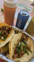Juanito’s Tacos Y Mas food