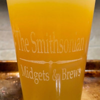 The Smithsonian Midgets Brews food