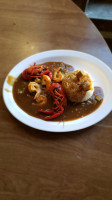 Lashonda's Soul Food Cafe' food