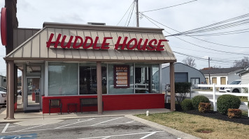 Huddle House food