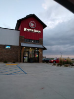 Bottle Barn Liquors outside