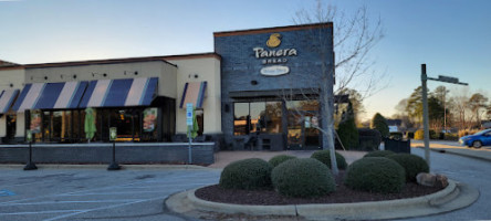 Panera Bread outside