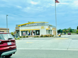 Mcdonald's outside