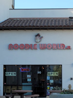 Noodle World Jr food