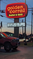 Golden Corral Buffet Grill outside