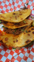 Tacos El Michoacono Y La Jalisciense food