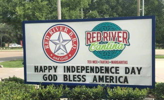 Red River Barbecue Company outside