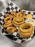 Ebb Tide Poolside And Grill food