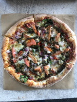 Tilford's Wood Fired Pizza food