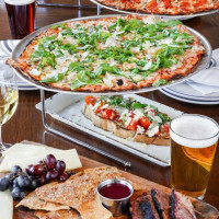 Eno's Pizza Tavern Coppell food