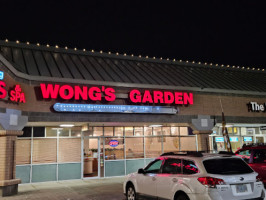 Wong's Garden outside